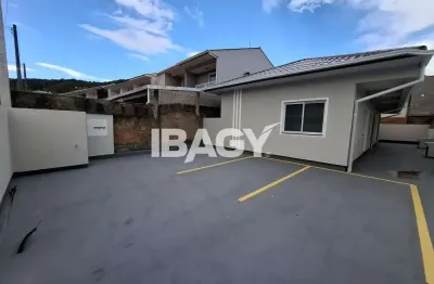 Excelente Apartamento 1 dormitório(s) em Potecas - São José