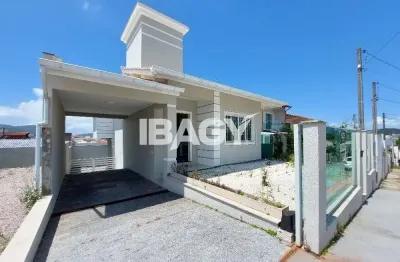 Casa com 3 quartos para alugar na Rua Josemar José Schmitt, 57, Forquilhas, São José