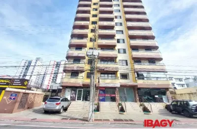 Excelente Apartamento 3 dormitório(s) em Kobrasol - São José