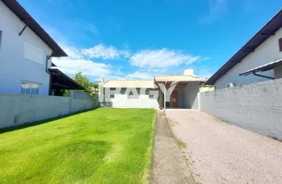 Excelente Casa 2 dormitório(s) em Santa Monica - Florianopolis