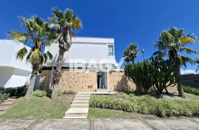 Excelente Casa 5 dormitório(s) em Jurerê internacional - Florianópolis