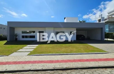 Excelente Casa 3 dormitório(s) em Sul do Rio - Santo Amaro da Imperatriz