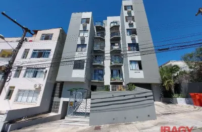 Apartamento com 2 quartos para alugar na Rua Professora Otília Cruz, 49, Estreito, Florianópolis
