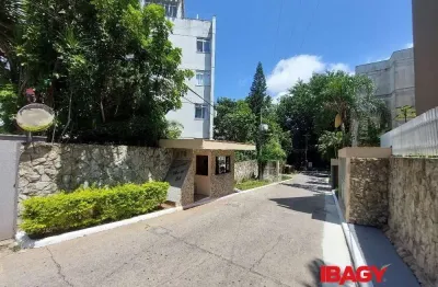 Excelente apartamento 2 dormitório(s) em bom abrigo - florianópolis