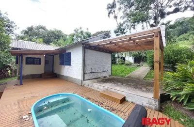 Excelente casa 2 dormitório(s) em sambaqui - florianópolis