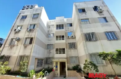 Excelente apartamento 2 dormitório(s) em centro - florianópolis