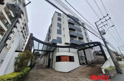 Excelente apartamento 2 dormitório(s) em pantanal - florianópolis
