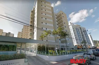 Excelente Apartamento 4 dormitório(s) em Itacorubi - Florianópolis