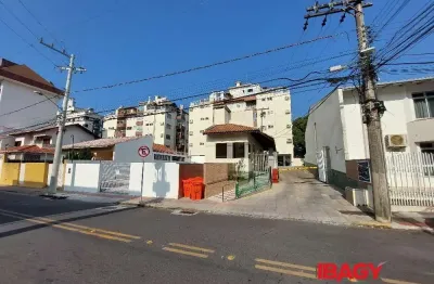 Excelente Apartamento 1 dormitório(s) em Coqueiros - Florianópolis