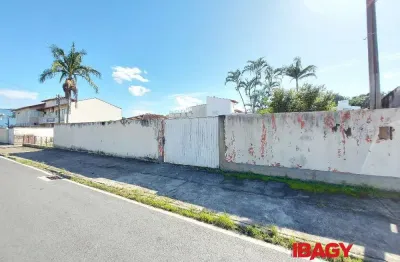 Terreno comercial para alugar na Rua Indiana, Passa Vinte, Palhoça
