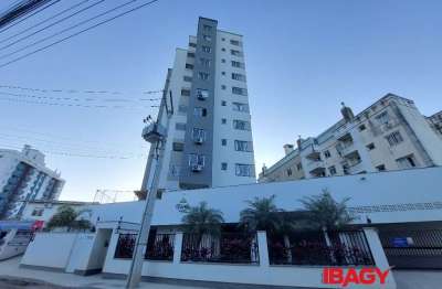 Apartamento com 3 quartos para alugar na Rua Vereador Jacob Knabben da Silva, 3080, Pagani, Palhoça