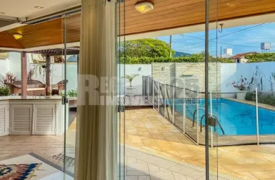 Casa à venda no bairro santa mônica em florianópolis