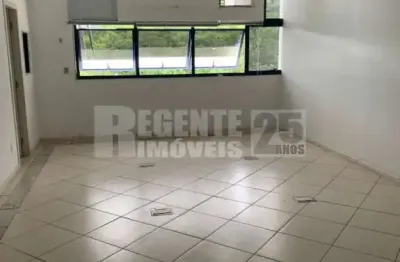 Sala comercial à venda no bairro joão paulo em florianópolis