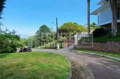 Terreno à venda no bairro joão paulo em florianópolis.
