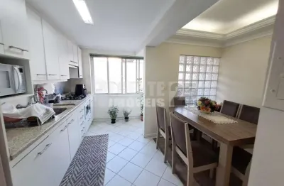 Amplo apartamento em uma das principais ruas do centro