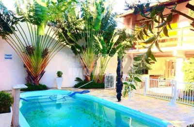 Casa em condomínio fechado à venda no bairro ingleses em florianópolis.