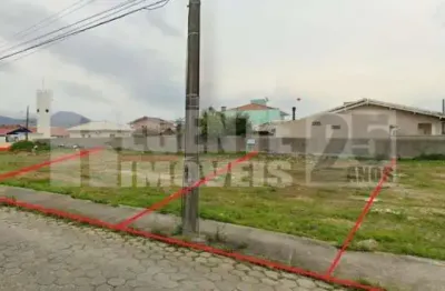 Terreno à venda na Rua Arco íris, 409, Carianos, Florianópolis