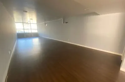 Sala comercial para alugar na Praça Hercílio Luz, 639, Centro, Florianópolis