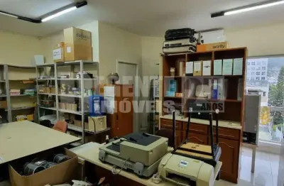 Salas comerciais à venda no bairro trindade em florianópolis