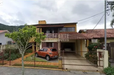 Casa com 6 quartos a venda no parque são jorge  - florianópolis