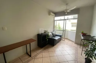 Ótimo apartamento mobiliado de 2 dormitórios, no bairro trindade!