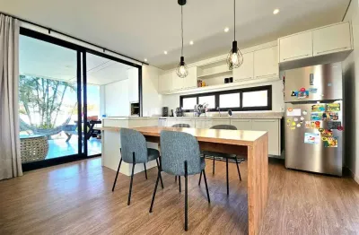 Casa de 3 quartos e 2 suítes na daniela - florianópolis