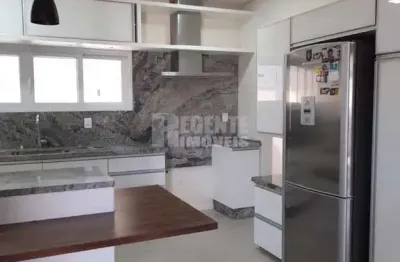 Casa com 4 dormitórios sendo 1 suíte no córrego grande florianópolis sc