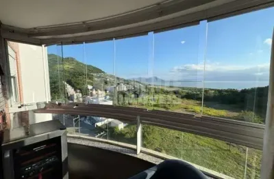 Apartamento à venda de 3 dormitórios com 2 garagens no bairro pantanal em florianópolis