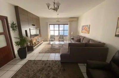 Casa à venda no bairro corrego grande em florianópolis.