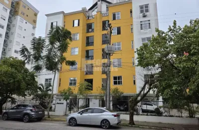 Cobertura triplex no bairro itacorubi com 6 dormitórios.