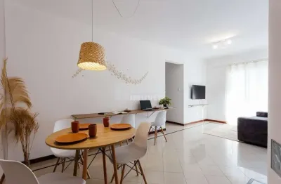 Apartamento todo mobiliado à venda no bairro carvoeira em florianópolis