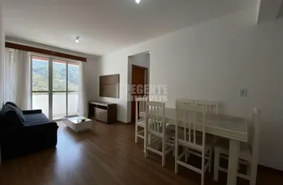 Ótimo apartamento de 2 dormitórios no bairro carvoeira, perto da ufsc!