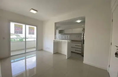 Excelente apartamento de 1 dormitório no bairro pantanal, ao lado da ufsc!