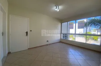 Ótimo apartamento de 3 dormitórios no bairro trindade!