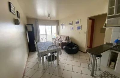 Ótimo apartamento mobiliado de 2 dormitórios no bairro carvoeira, em frente a ufsc!