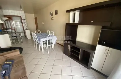 Ótimo apartamento mobiliado de 2 dormitórios no bairro carvoeira, em frente a ufsc!