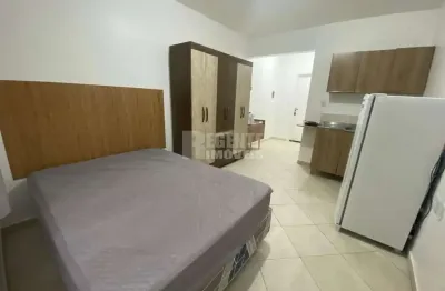 Ótima kitnet mobiliada para locação no bairro trindade, perto da ufsc!