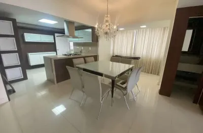 Apartamento com 3 quartos para alugar na Avenida Mauro Ramos, 1357, Centro, Florianópolis