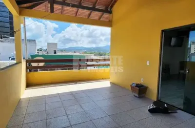 Casa comercial à venda no bairro agronomica em florianópolis.