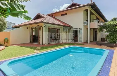 Excelente casa no bairro córrego grande em florianópolis sc