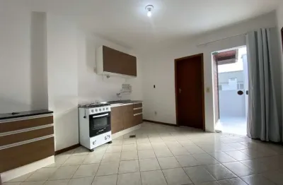 Ótimo apartamento de 1 dormitório no bairro carveira, ao ladoda ufsc!