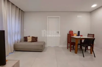 Apartamento com 1 dormitório e vaga de garagem no bairro pantanal em florianópolis