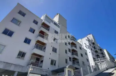 Ótimo apartamento de 1 dormitório para locação no bairro carvoeira, perto da ufsc!