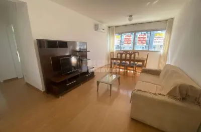 Excelente apartamento mobiliado de 2 dormitórios no bairro trindade!