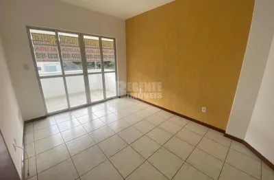 Excelente apartamento de 2 dormitórios no bairro Carvoeira, perto da UFSC!