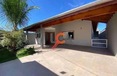Casa com 4 dormitórios à venda, 270 m² por R$ 1.400.000,00 - Cidade Jardim - Caraguatatuba/SP