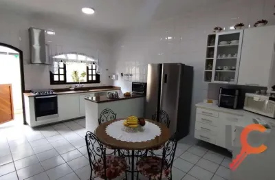 Casa com 5 dormitórios à venda, 266 m² por r$ 1.150.000,00 - sumaré - caraguatatuba/sp