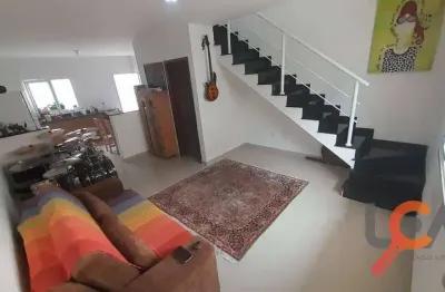 Sobrado com 2 dormitórios à venda, 110 m² por r$ 550.000,00 - praia das palmeiras - caraguatatuba/sp
