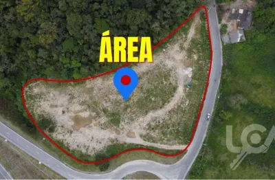 Área estratégica na tamoios – ideal para posto ou centro logístico