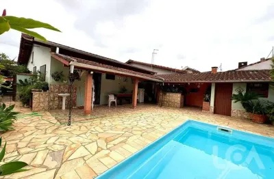 Casa com 3 dormitórios à venda, 115 m² por r$ 1.272.000,00 - martim de sá - caraguatatuba/sp